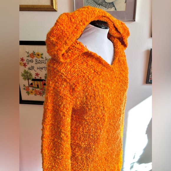 Vintage 70s Orange Bouclé Knit Hoodie Sweater M Medieval Revival Cottagecore - Picture 8 of 8